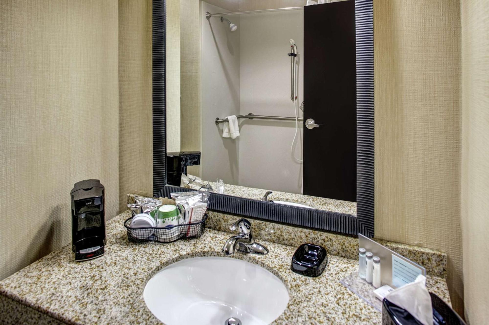 Hampton Inn Thomson Exterior foto